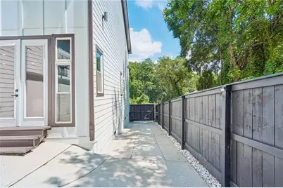 330 Seventh Avenue, Scottdale, GA 30079 - Photo 38