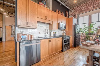 3235 Roswell Road NE #819, Atlanta, GA 30305 - Photo 10