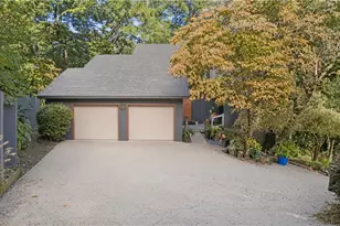 326 W Claiborne Ct, Marietta, GA 30066 - Photo 2