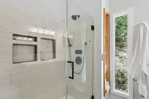 326 W Claiborne Ct, Marietta, GA 30066 - Photo 16
