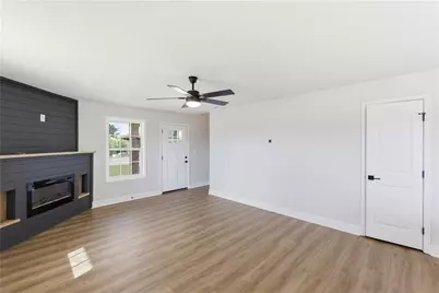 257 Marsh Glen Drive Drive, Jonesboro, GA 30238 - Photo 12