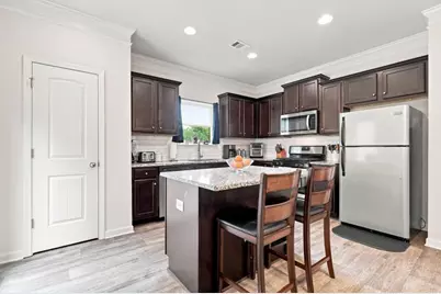 1069 Belmont Park Drive, Commerce, GA 30529 - Photo 6