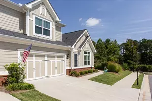 1601 Lexington Green Pines Pines, Cumming, GA 30040 - Photo 6