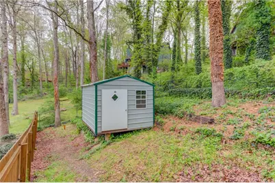 8515 Lake Drive, Snellville, GA 30039 - Photo 28