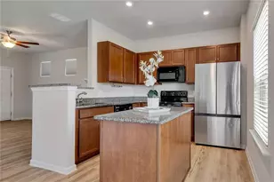 105 Colonial Dr, Calhoun, GA 30701 - Photo 10