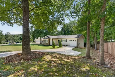 938 Charleston Court, Gainesville, GA 30501 - Photo 36