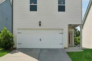 1329 Rosemary Ln, East Point, GA 30344 - Photo 16