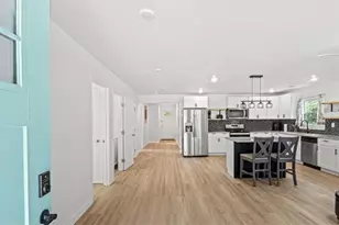 1077 Peeples St, Atlanta, GA 30310 - Photo 2