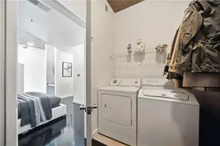 3324 Peachtree Rd, Atlanta, GA 30326 - Photo 16