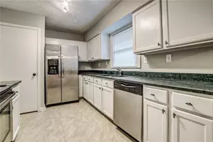2987 Belvedere Ln, Decatur, GA 30032 - Photo 14