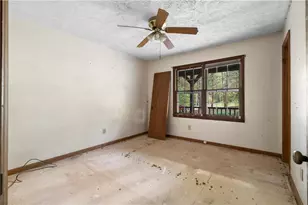 229 Holly Creek Way, Woodstock, GA 30188 - Photo 16