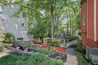 2312 Woodsfield Court NE, Marietta, GA 30062 - Photo 52