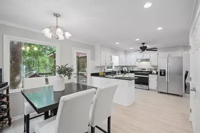2312 Woodsfield Court NE, Marietta, GA 30062 - Photo 24
