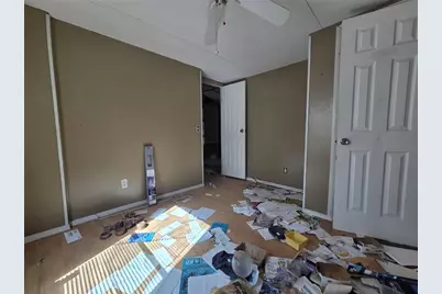 2458 Pennsylvania Avenue, Waycross, GA 31503 - Photo 20