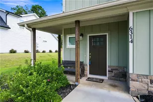 6314 Woodland Station Dr, Lula, GA 30554 - Photo 2