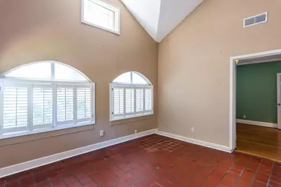 727 Yorkshire Road NE, Atlanta, GA 30306 - Photo 14