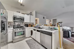 133 Park Forest Dr NW, Kennesaw, GA 30144 - Photo 10