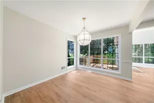 832 Leland Ct, Stone Mountain, GA 30083 - Photo 4