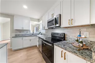 832 Leland Ct, Stone Mountain, GA 30083 - Photo 8
