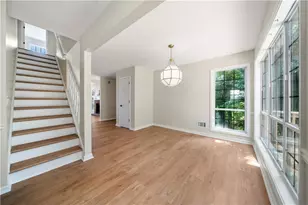 832 Leland Ct, Stone Mountain, GA 30083 - Photo 10