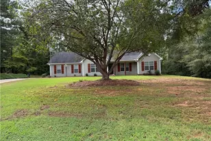 301 Wolf Creek Pl, Locust Grove, GA 30248 - Photo 2