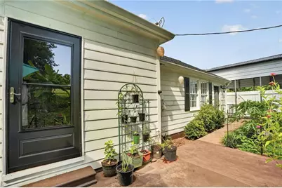 1042 Carl Bramlett Road, Winder, GA 30680 - Photo 14