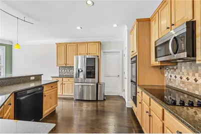 3750 Highcroft Circle, Peachtree Corners, GA 30092 - Photo 10