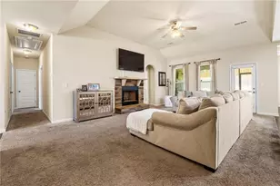 2208 Medlock Ln, McDonough, GA 30253 - Photo 2