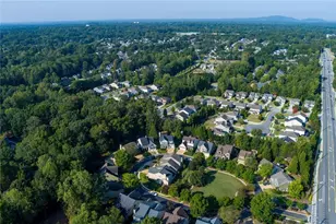 12105 Walnut Terrace, Alpharetta, GA 30004 - Photo 18