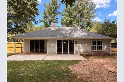 2002 Arbor Forest Drive SW, Marietta, GA 30064 - Photo 12