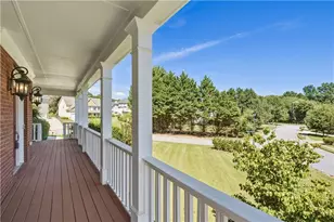 3808 Bogan Creek Ct, Buford, GA 30519 - Photo 4