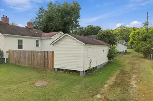 5 S 4th St, Lindale, GA 30147 - Photo 4