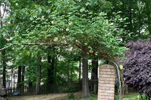 5260 Overbend Trail, Suwanee, GA 30024 - Photo 10