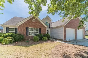 418 Franklin St, Braselton, GA 30517 - Photo 1