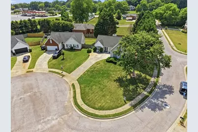 35 Shenandoah Drive, Winder, GA 30680 - Photo 4