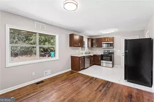 546 Lamar Dr, Forest Park, GA 30297 - Photo 8
