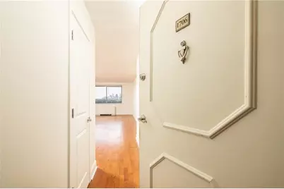 2479 Peachtree Road NE #1706, Atlanta, GA 30305 - Photo 2