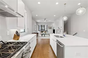 102 Cityview Ct NE, Atlanta, GA 30308 - Photo 10