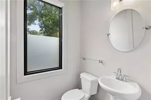 102 Cityview Ct NE, Atlanta, GA 30308 - Photo 14