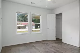 313 Walker Dr, Monroe, GA 30655 - Photo 8