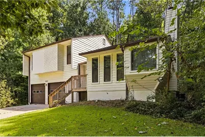 1967 Kelvin Drive, Lawrenceville, GA 30043 - Photo 2