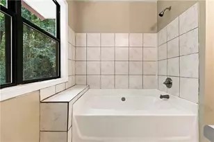 1967 Kelvin Dr, Lawrenceville, GA 30043 - Photo 28