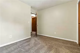 1967 Kelvin Dr, Lawrenceville, GA 30043 - Photo 32