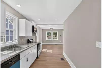 1519 Venetian Drive SW, Atlanta, GA 30311 - Photo 12
