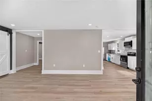 1519 Venetian Dr SW, Atlanta, GA 30311 - Photo 4