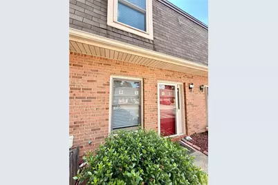 3925 Mountain View Road #E3, Oakwood, GA 30566 - Photo 2
