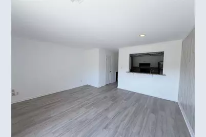 3925 Mountain View Road #E3, Oakwood, GA 30566 - Photo 6