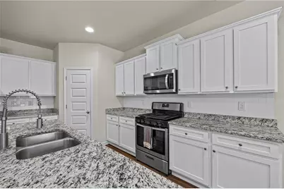 1912 Hymer Court, Monroe, GA 30656 - Photo 10