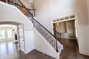 7047 Tree House Way, Flowery Branch, GA 30542 - Photo 6