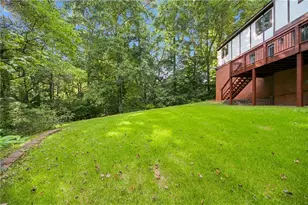 3335 Trails End Rd NE, Roswell, GA 30075 - Photo 40